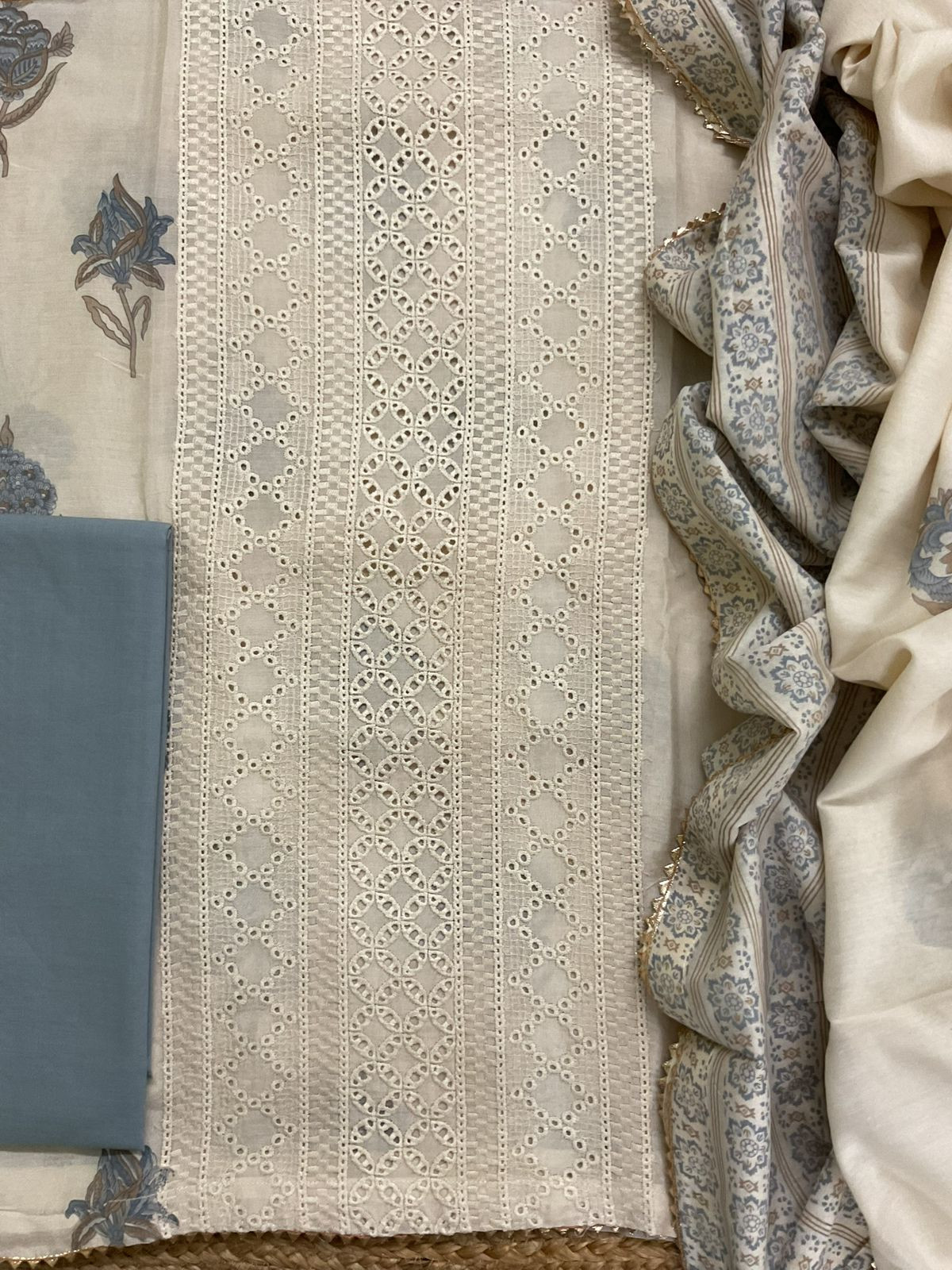 Pure Muslin Printed Embroidered Suit - Cream