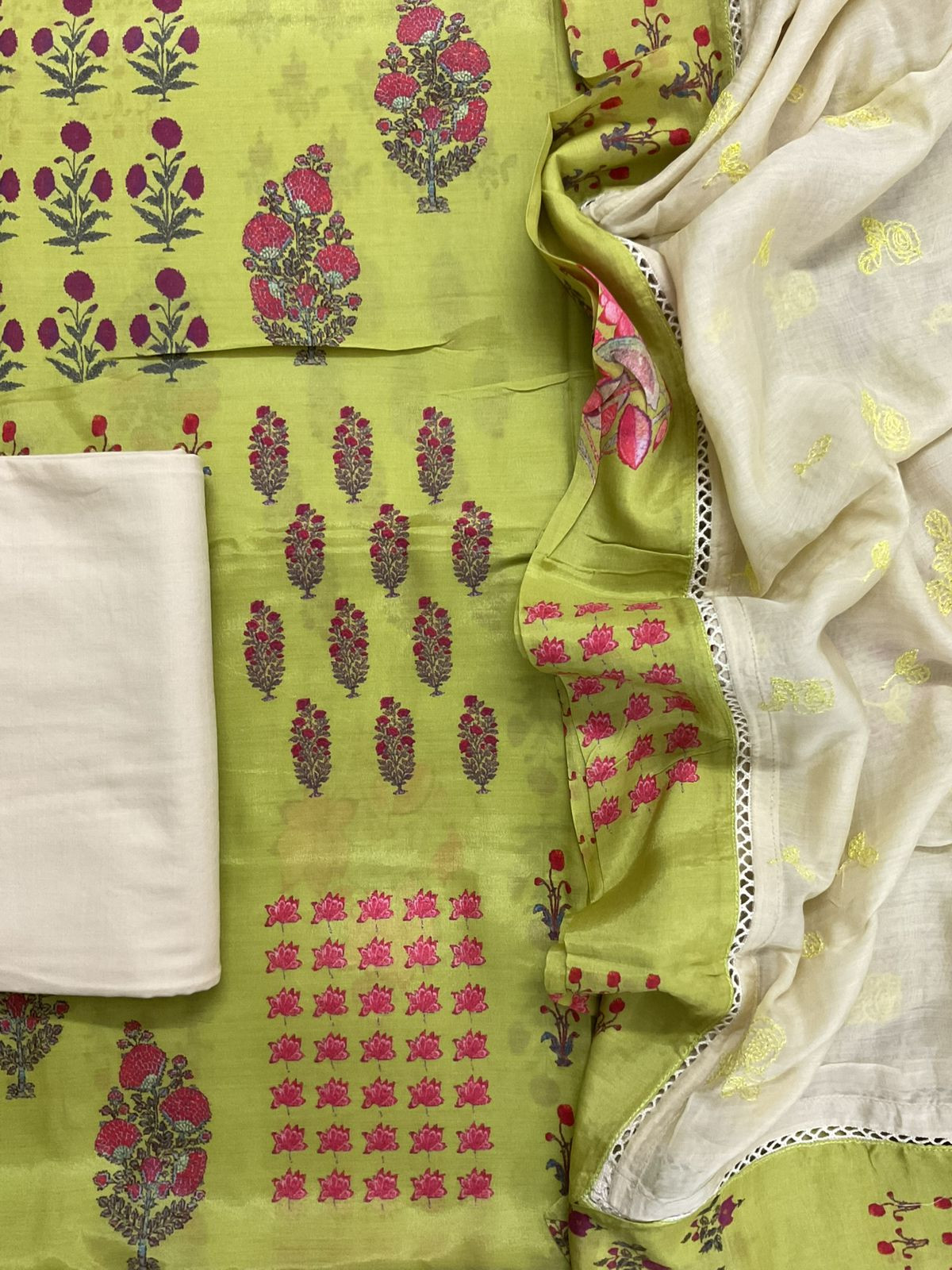 Pure Muslin Printed Embroidered Suit - Green