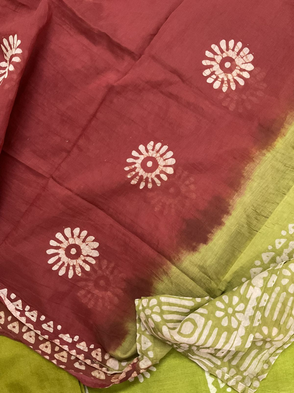 Pure Muslin Printed Embroidered Suit - Green