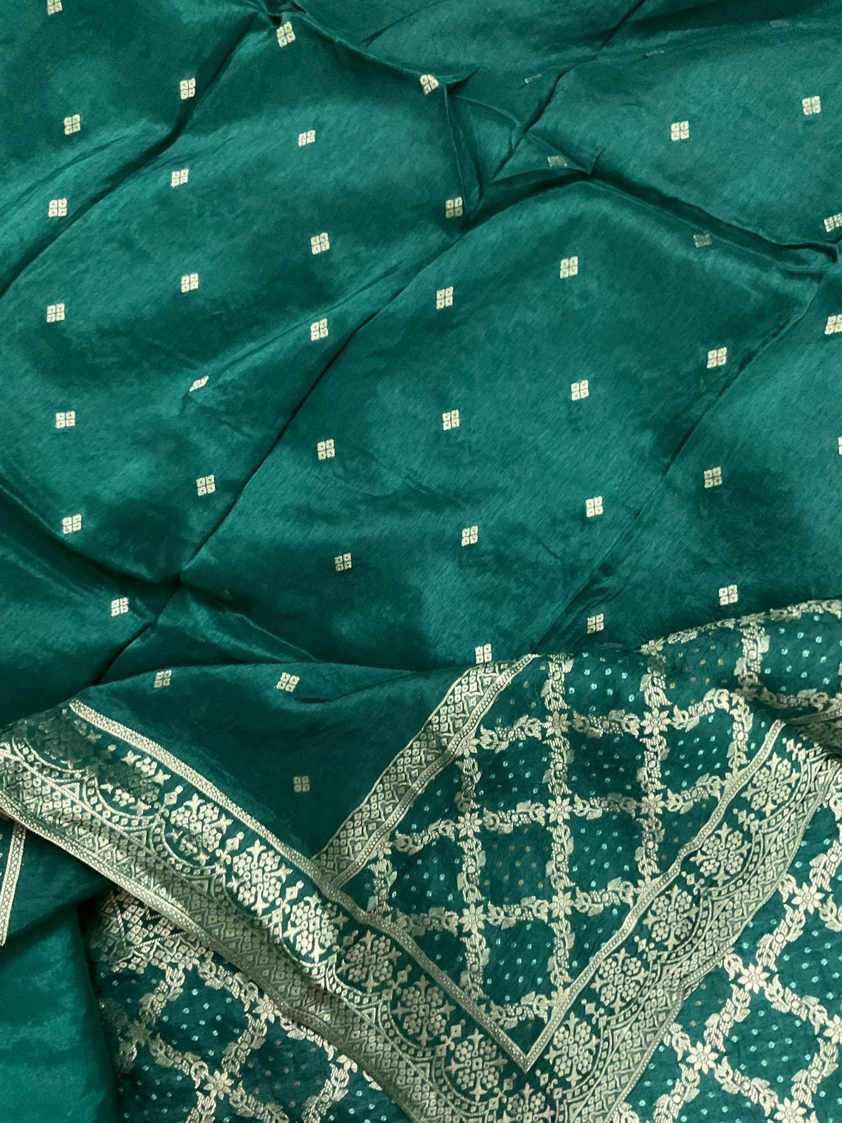 Soft Upada Silk Banarasi Weaved Suit - Green