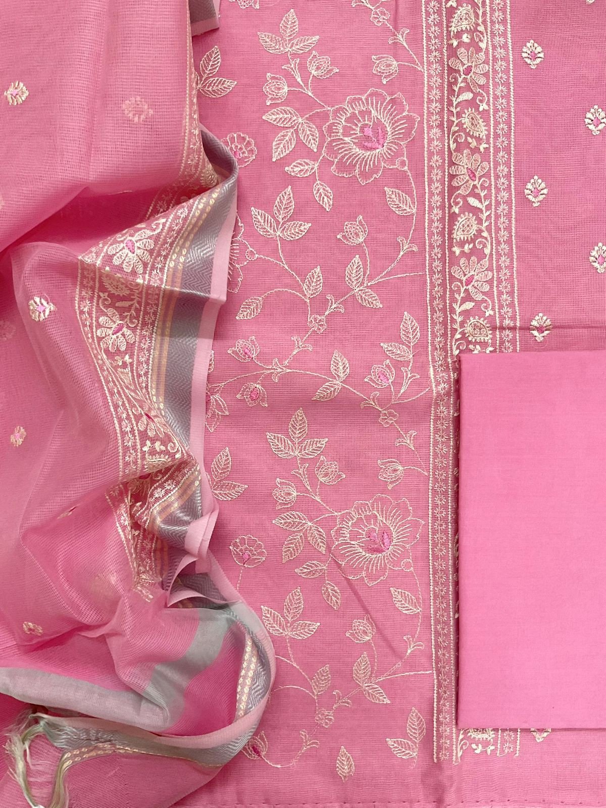 Soft Supernet Embroidered Suit - Pink