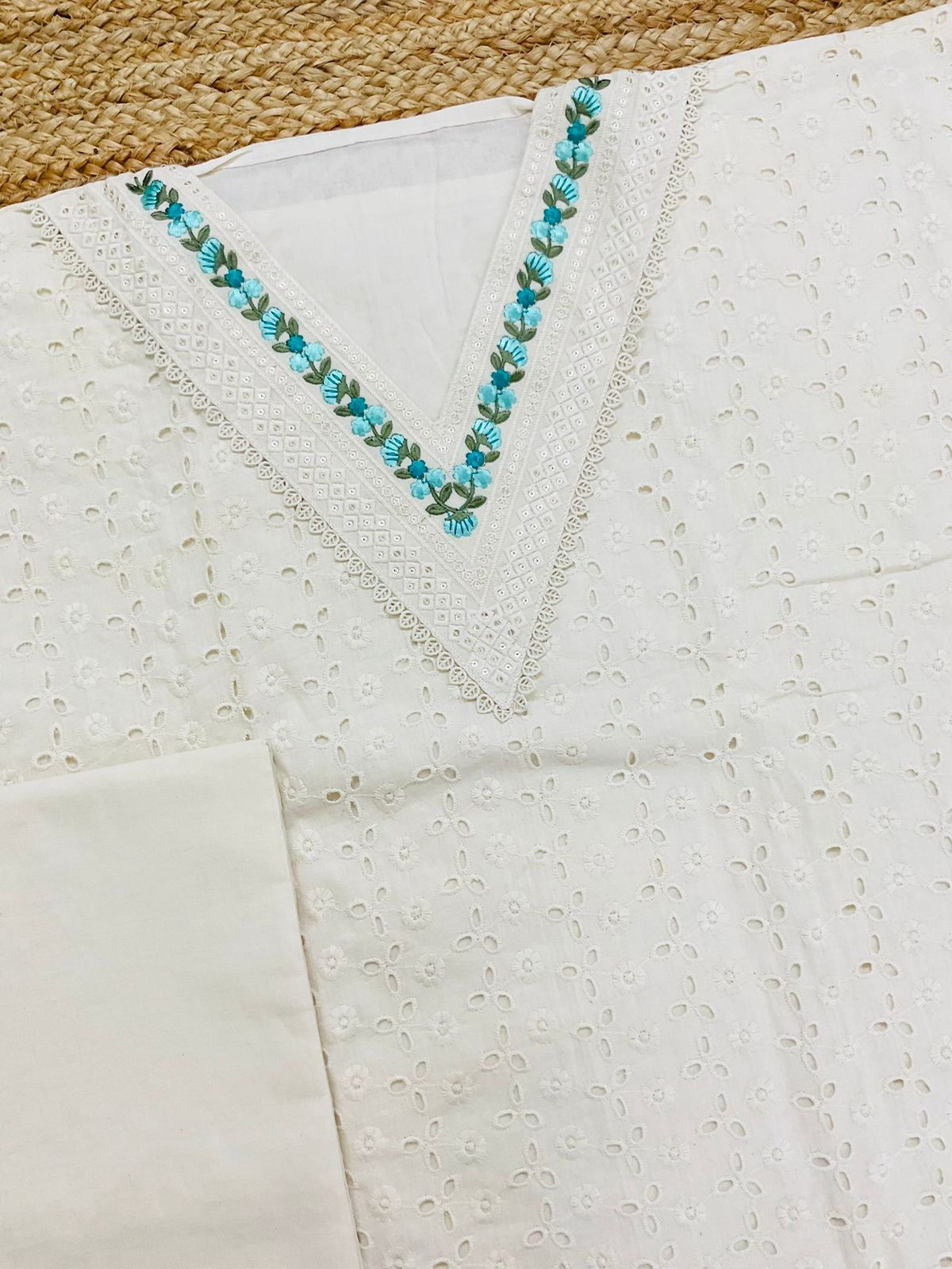 Pure Hakoba Cotton Brush Painted Embroidered Suit - Offwhite