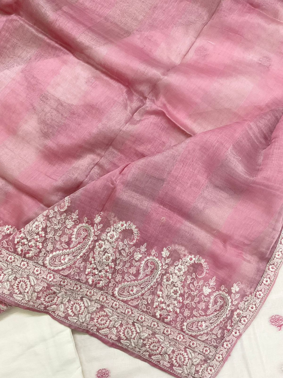 Pure Linen Chanderi Jamdani Weaved Embroidered Suit - Off White