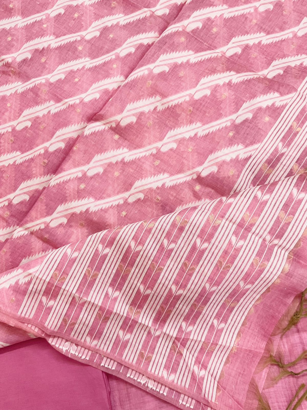 Soft Slub Chanderi Jamdani Weaved Embroidered Suit - Pink