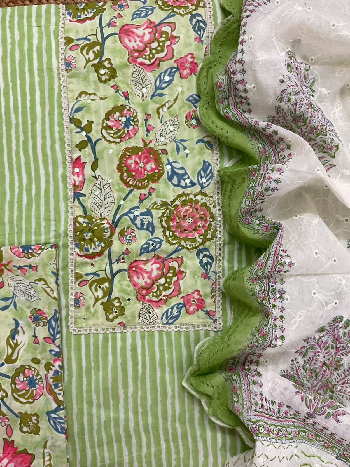 Pure Cotton Printed Embroidered Suit - Green