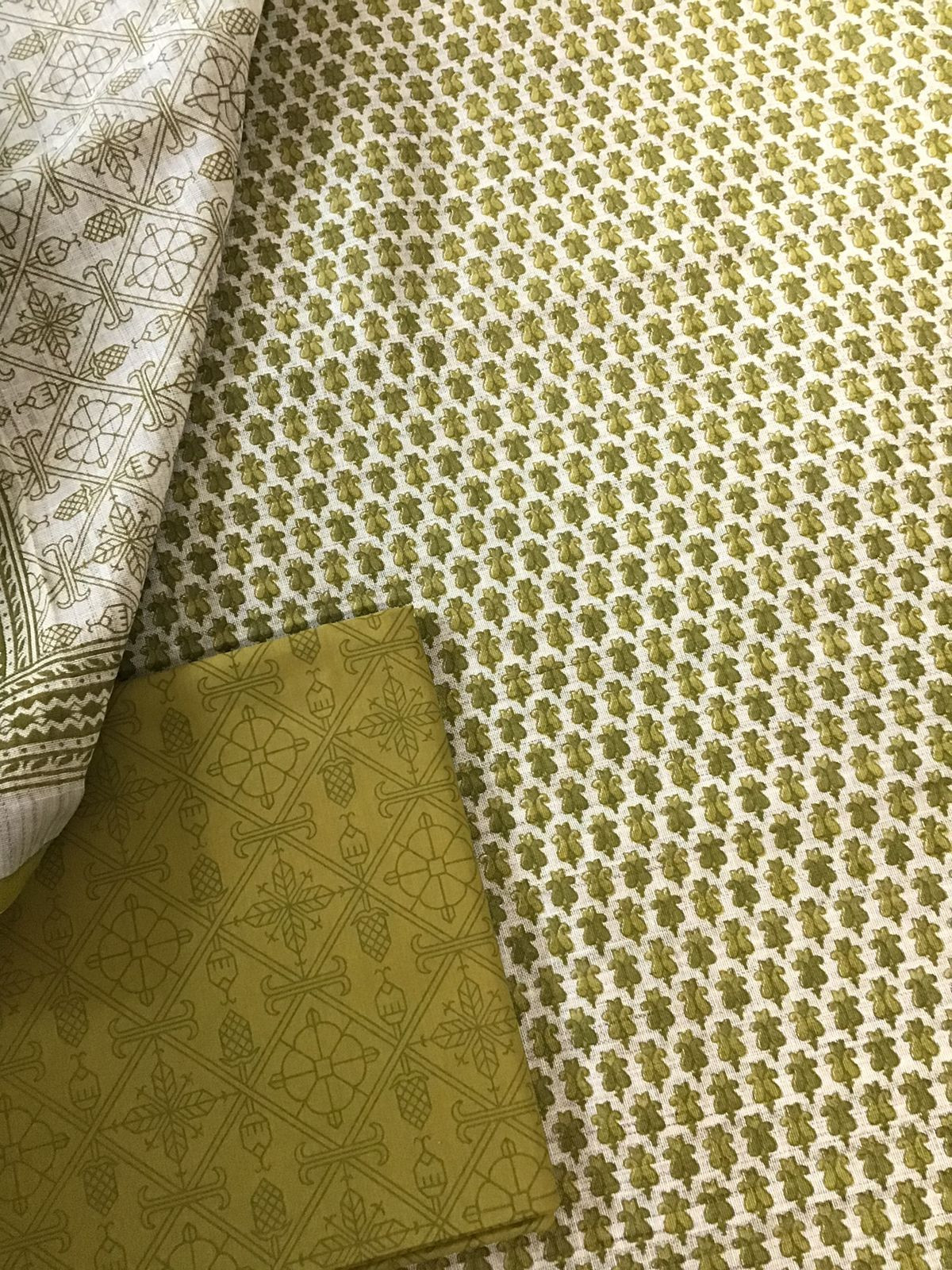 Pure Jute Cotton Printed Suit - Yellowish Green