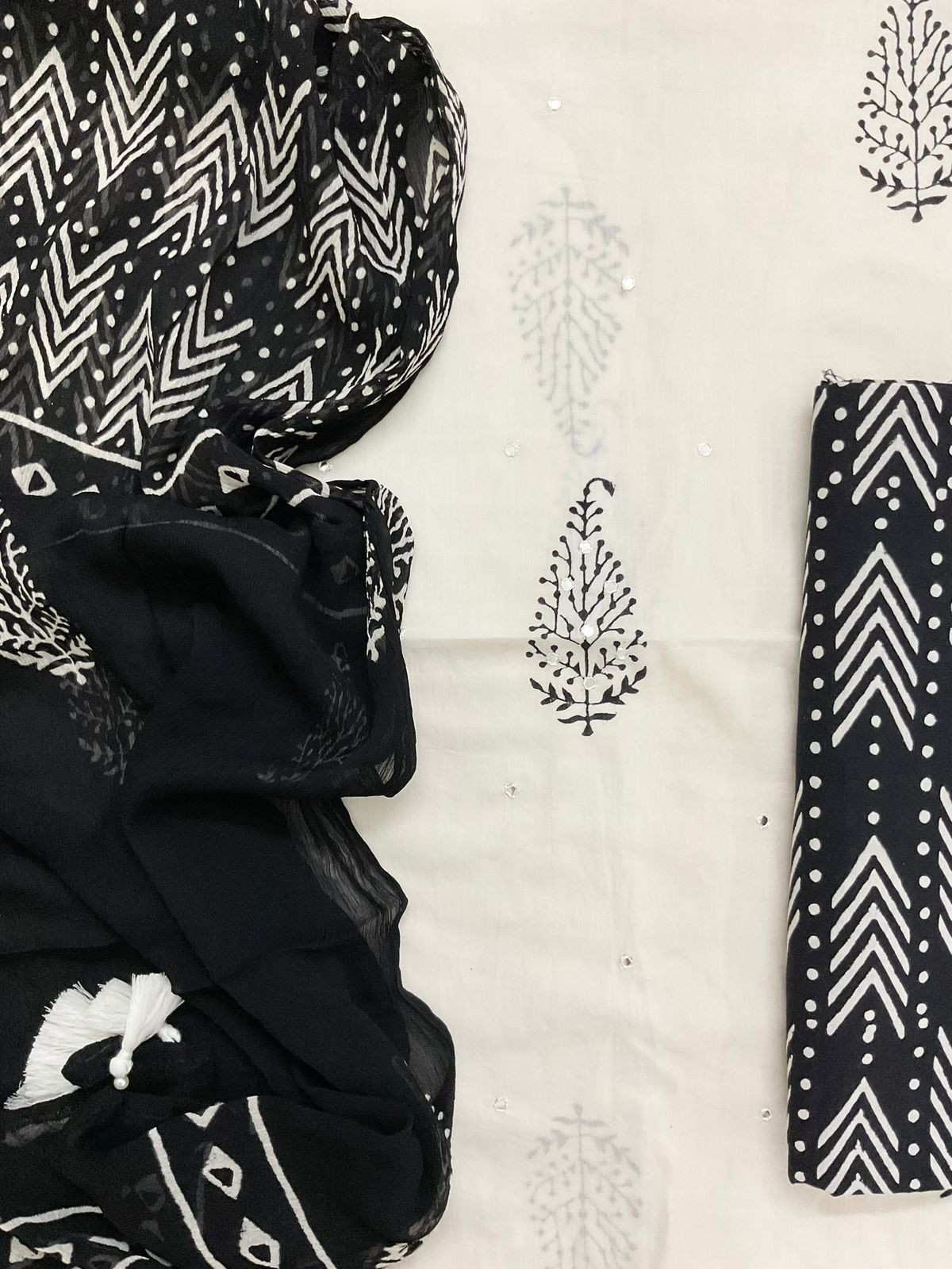 Pure Cotton Printed Embroidered Suit - White