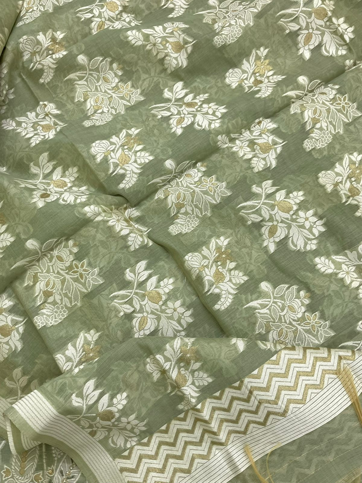 Soft Slub Chanderi Jamdani Weaved Embroidered Suit - Green