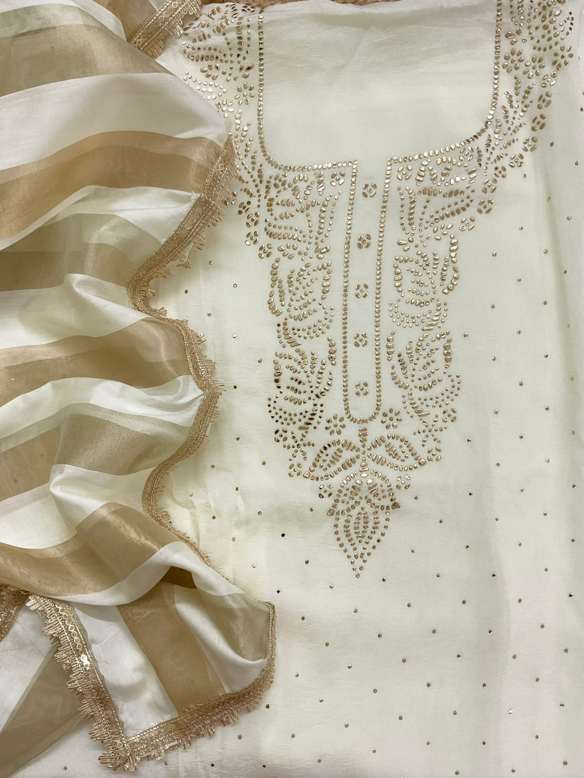 Soft Crush Silk Embroidered Suit - Off White