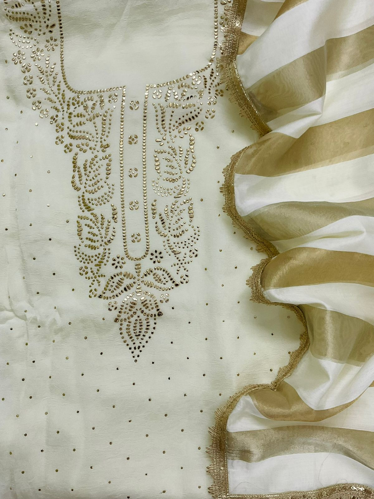 Soft Crush Silk Embroidered Suit - Off White