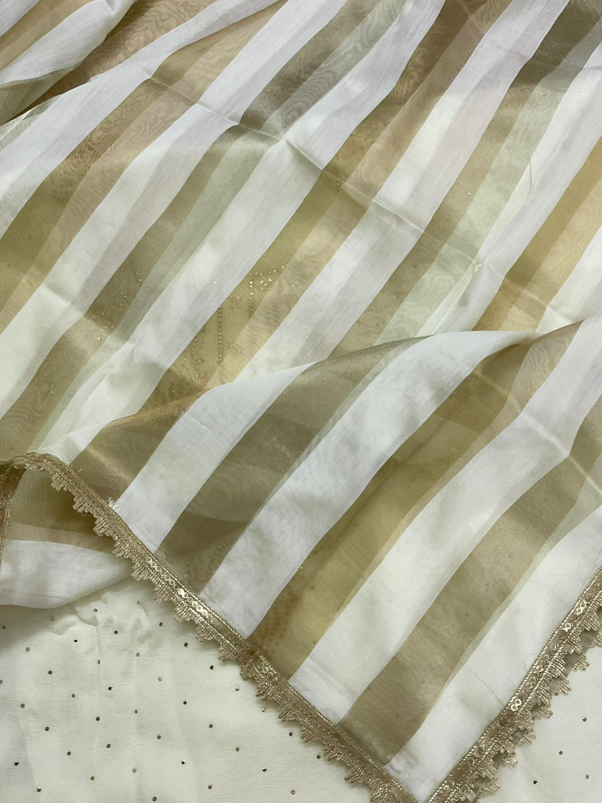 Soft Crush Silk Embroidered Suit - Off White