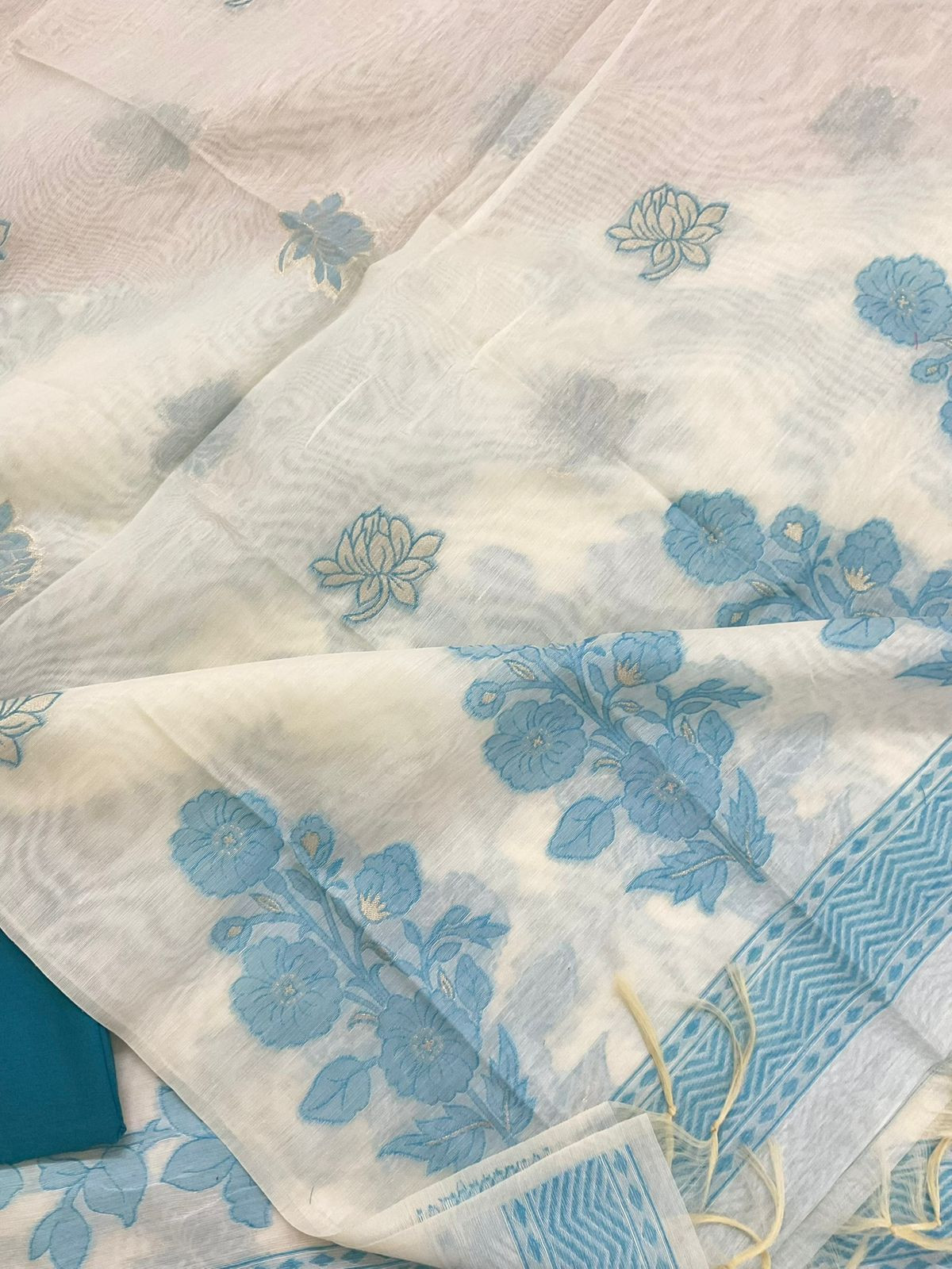 Soft Slub Chanderi Jamdani Weaved Suit - Off White