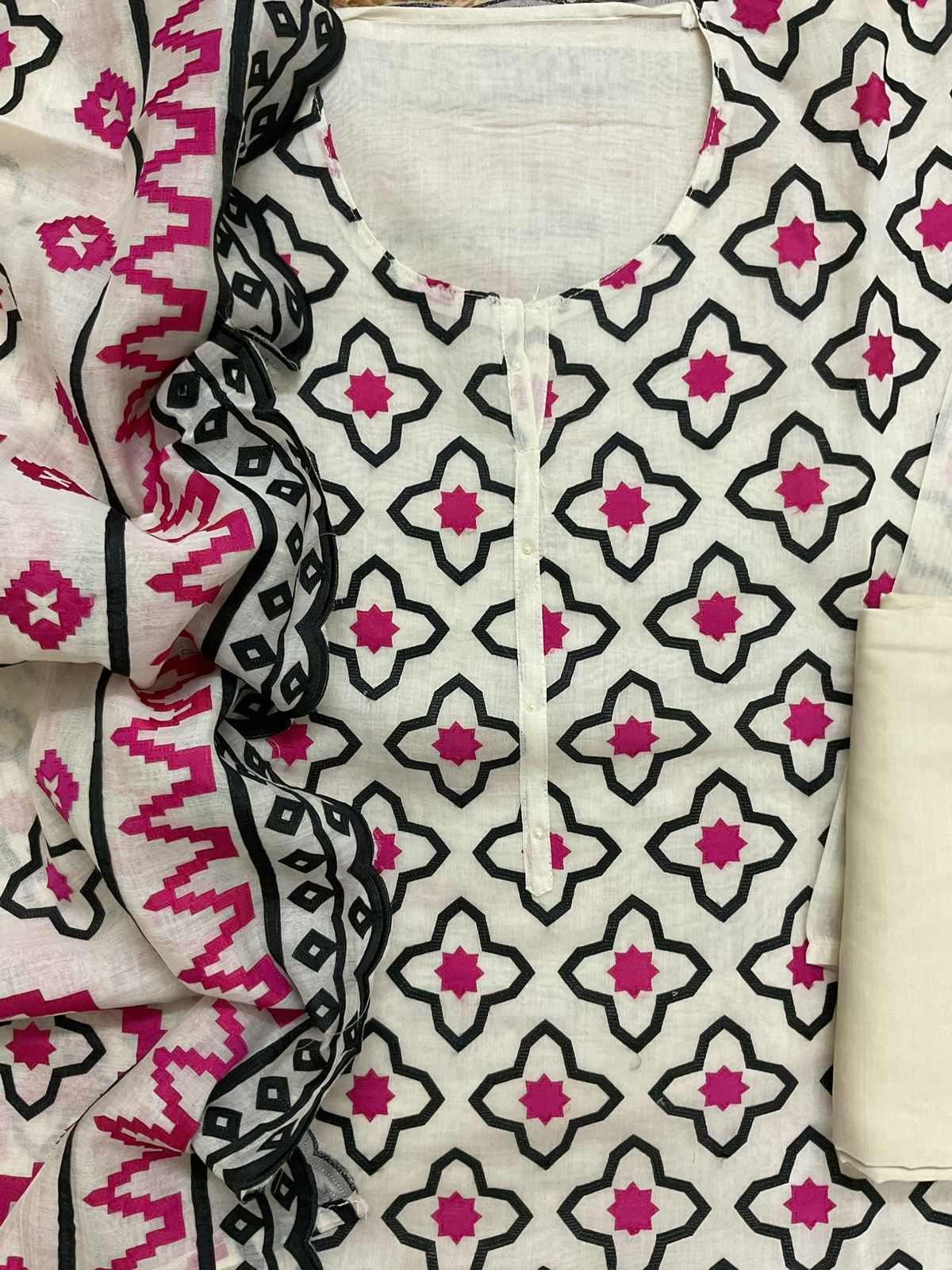 Pure Mul Chanderi Embroidered Suit - Off White