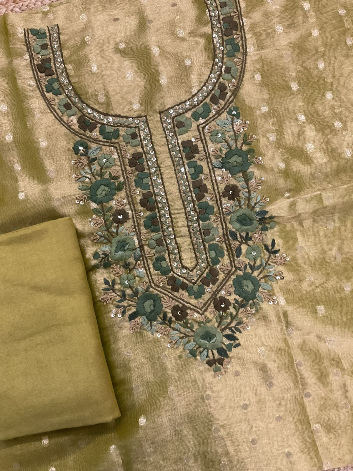 Soft Tissue Shimmer Silk Banarasi Weaved Embroidered Suit - Green
