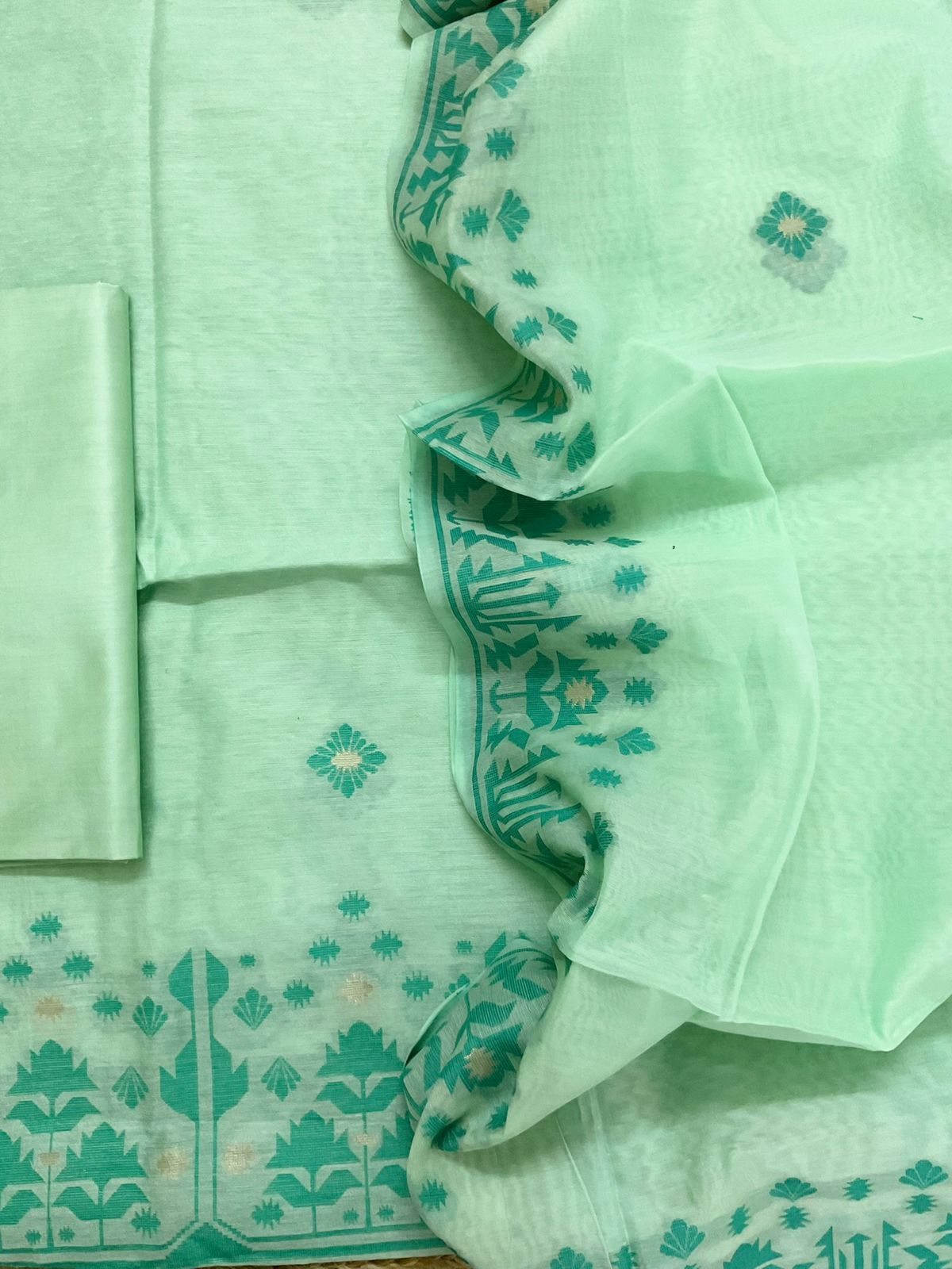 Soft Slub Chanderi Jamdani Weaved Suit - Green