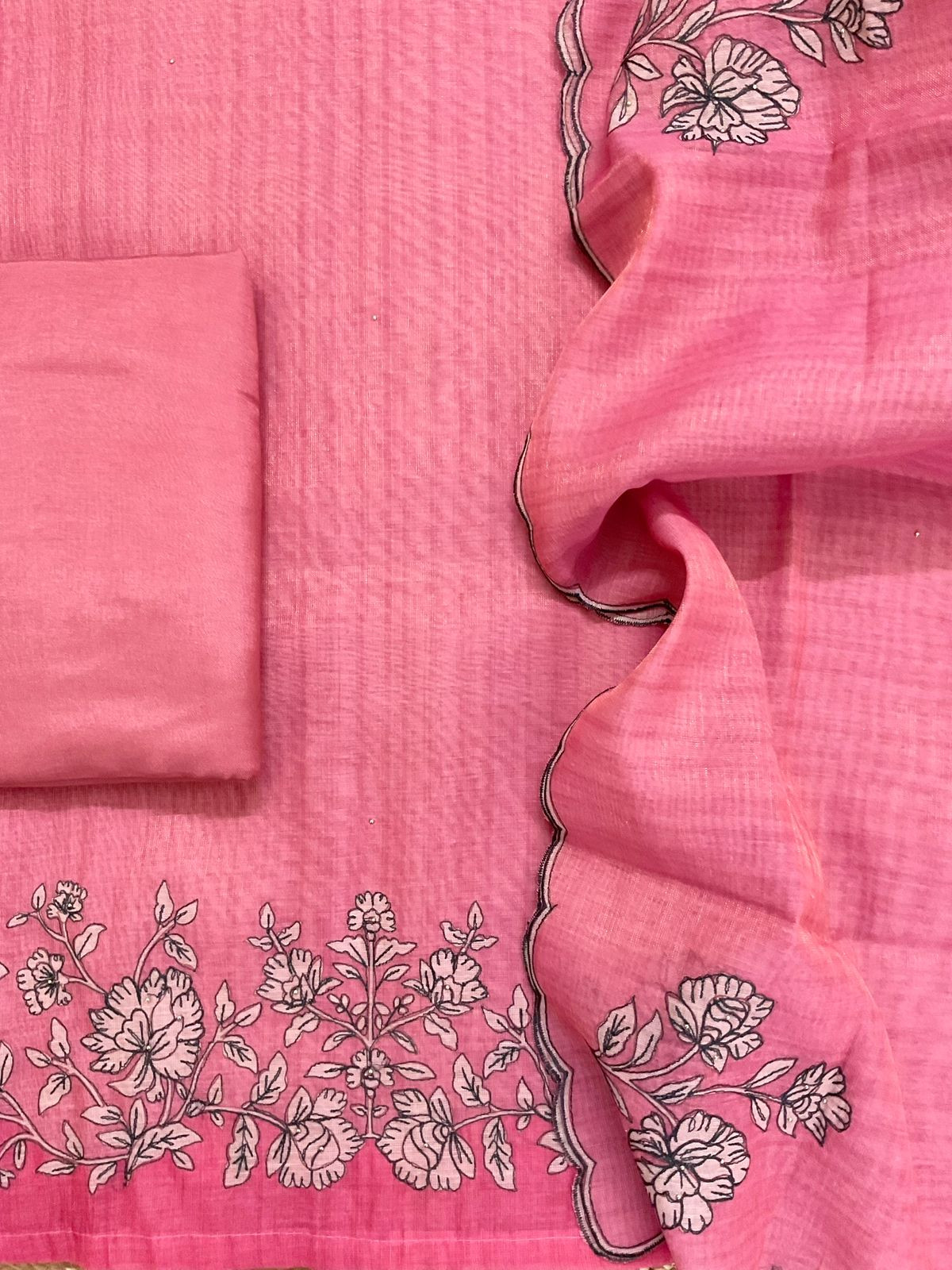 Soft Tissue Slub Cotton Printed Embroidered Suit - Pink