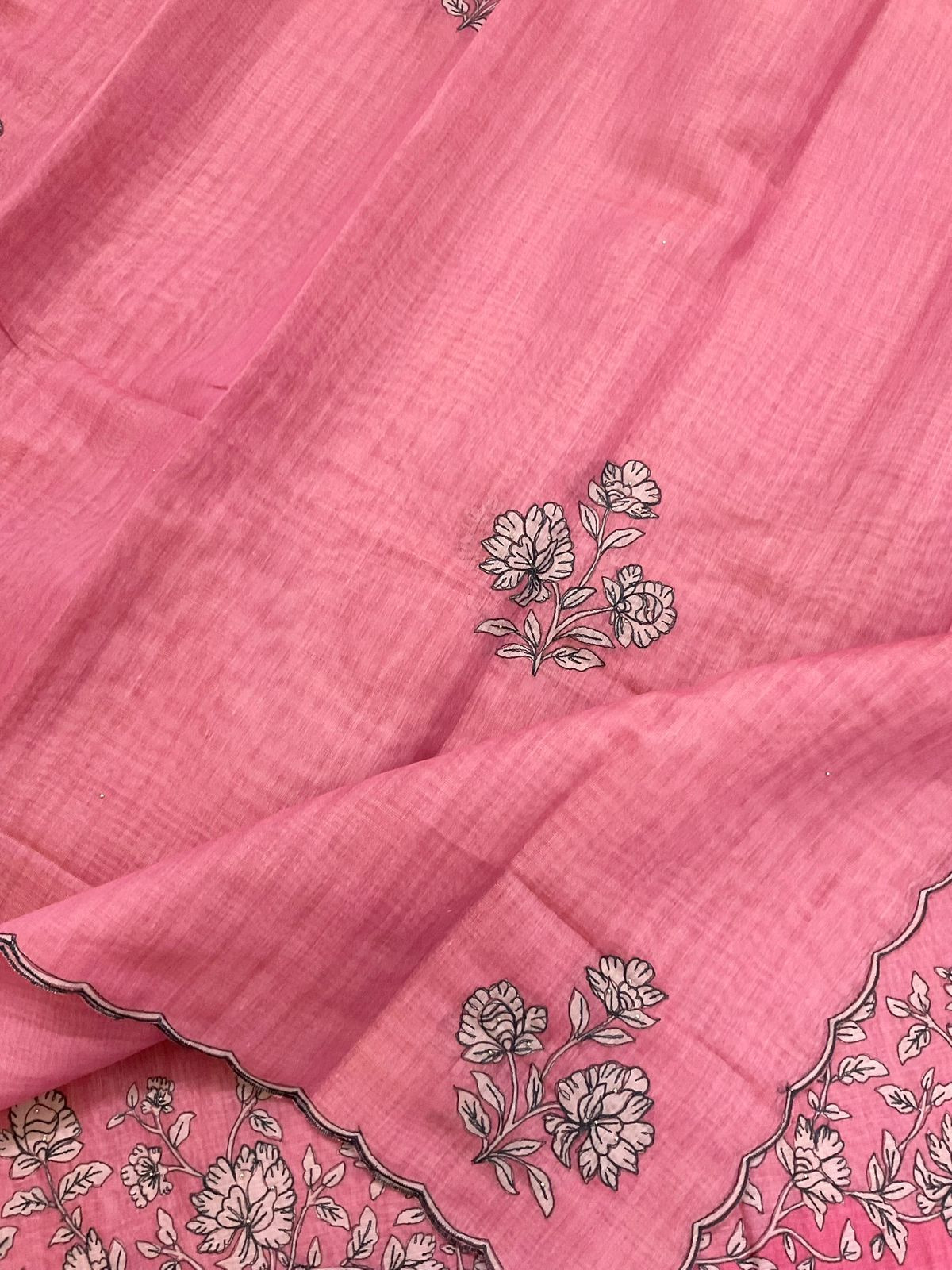Soft Tissue Slub Cotton Printed Embroidered Suit - Pink