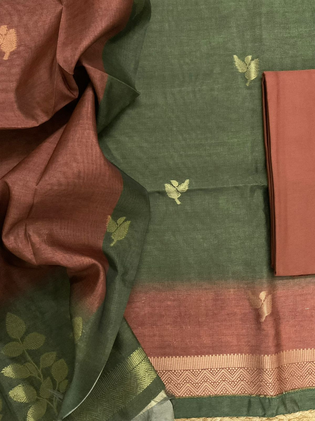Soft Semi Tussar Silk Jamdani Weaved Suit - Green