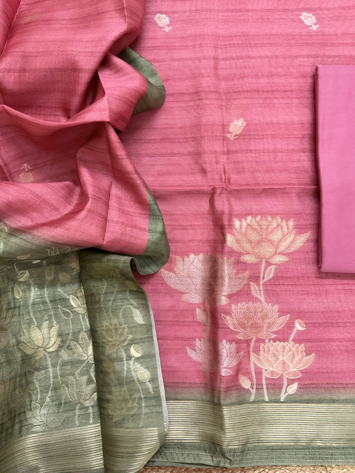 Soft Semi Tussar Silk Jamdani Weaved Suit - Pink