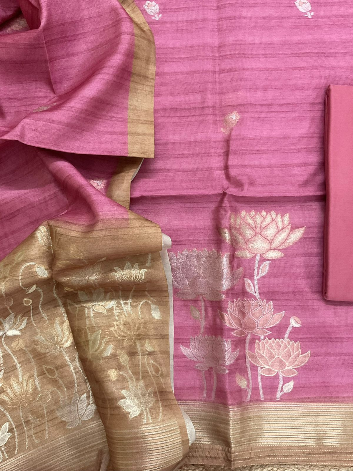 Soft Semi Tussar Silk Jamdani Weaved Suit - Pink
