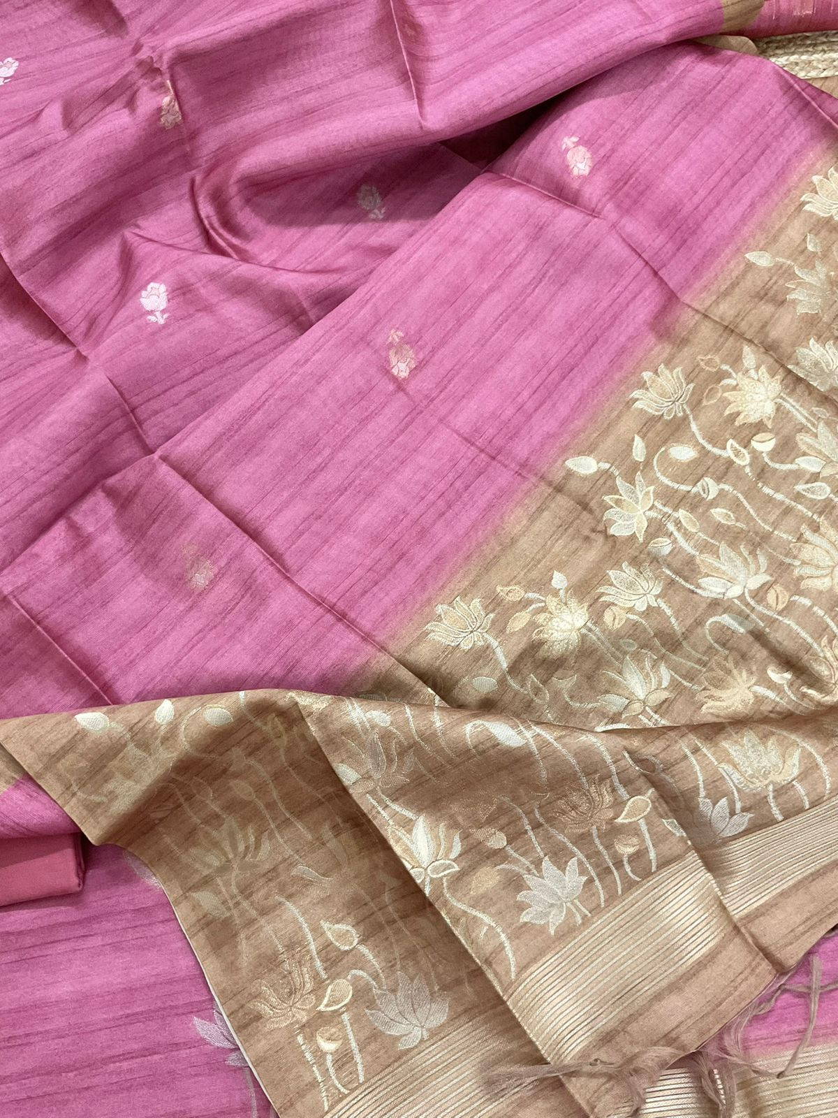 Soft Semi Tussar Silk Jamdani Weaved Suit - Pink