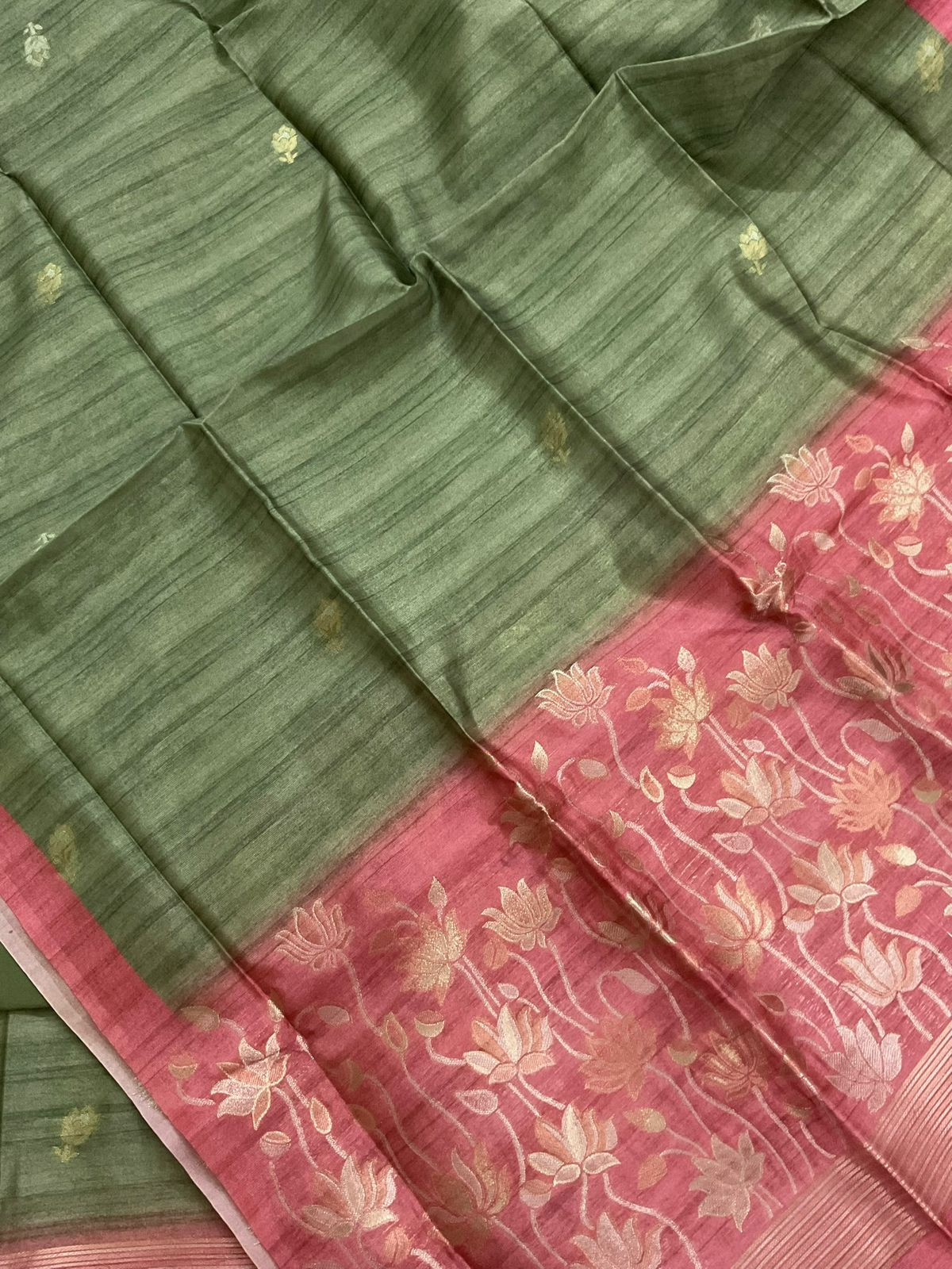 Soft Semi Tussar Silk Jamdani Weaved Suit - Green