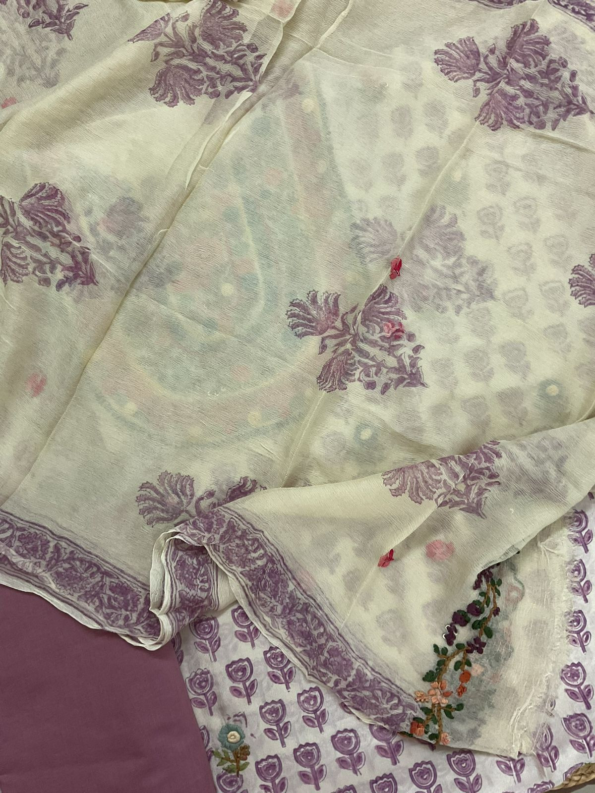 Pure Muslin Printed Embroidered Suit - Cream