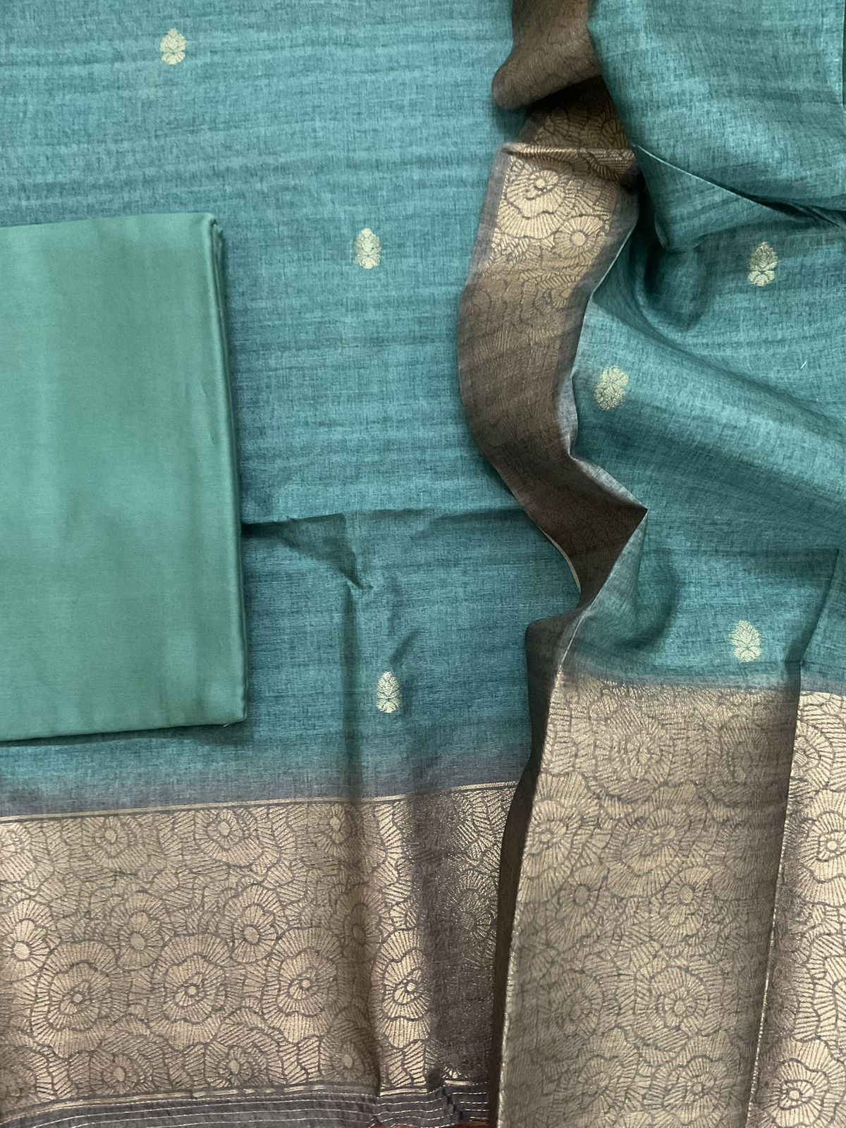 Soft Semi Tussar Silk Jamdani Weaved Suit - Blue
