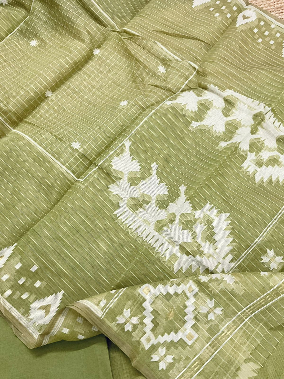 Soft Fine Slub Chanderi Jamdani Weaved Suit - Green
