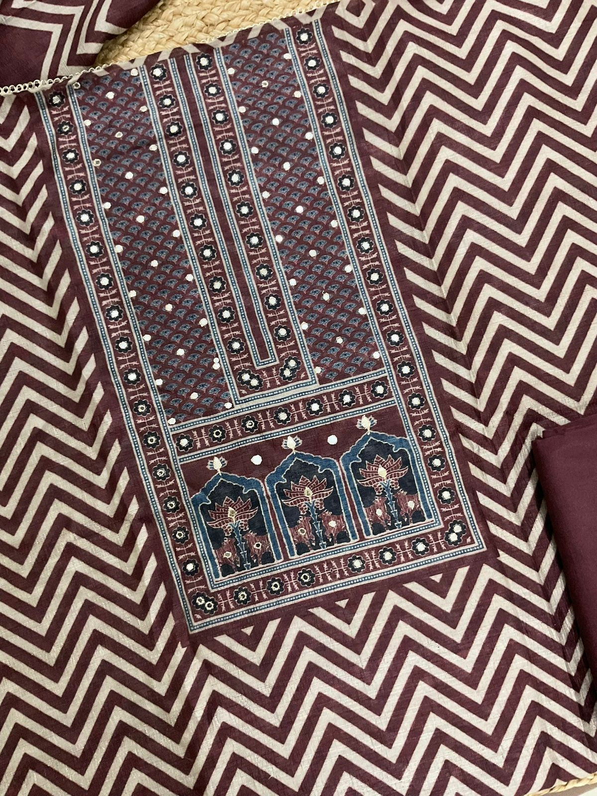 Soft Semi Raw Silk Printed Embroidered Suit - Maroon