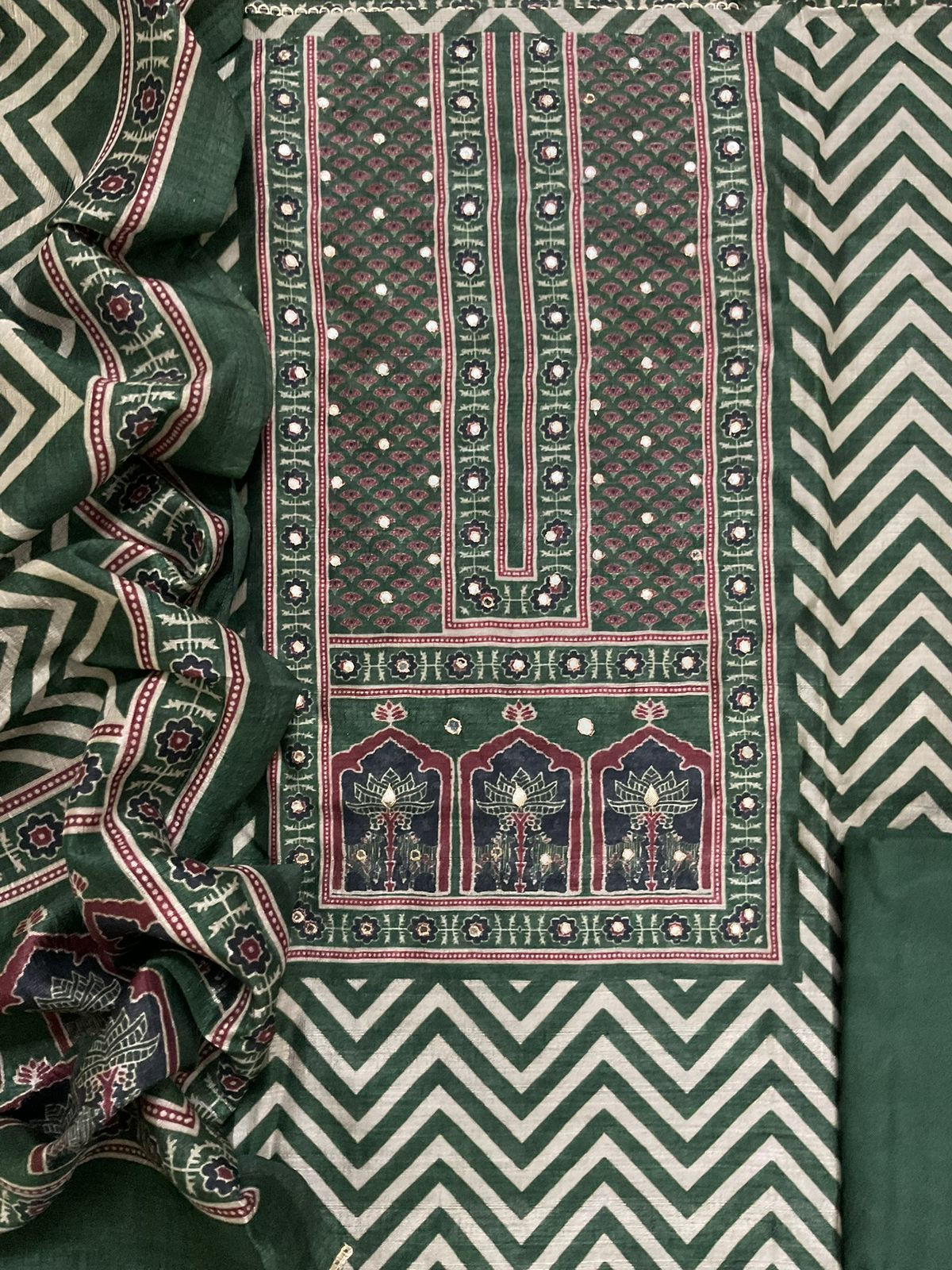Soft Semi Raw Silk Printed Embroidered Suit - Green