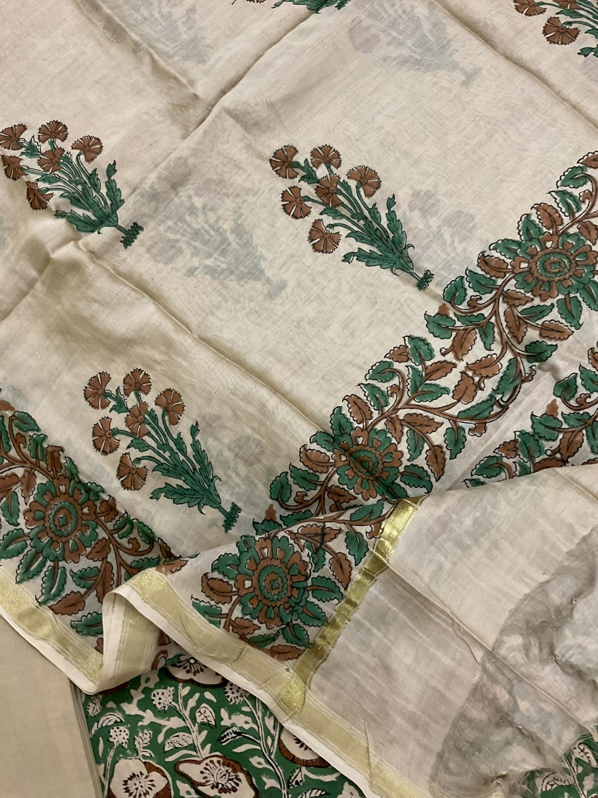 Pure Cotton Printed Embroidered Suit - Green
