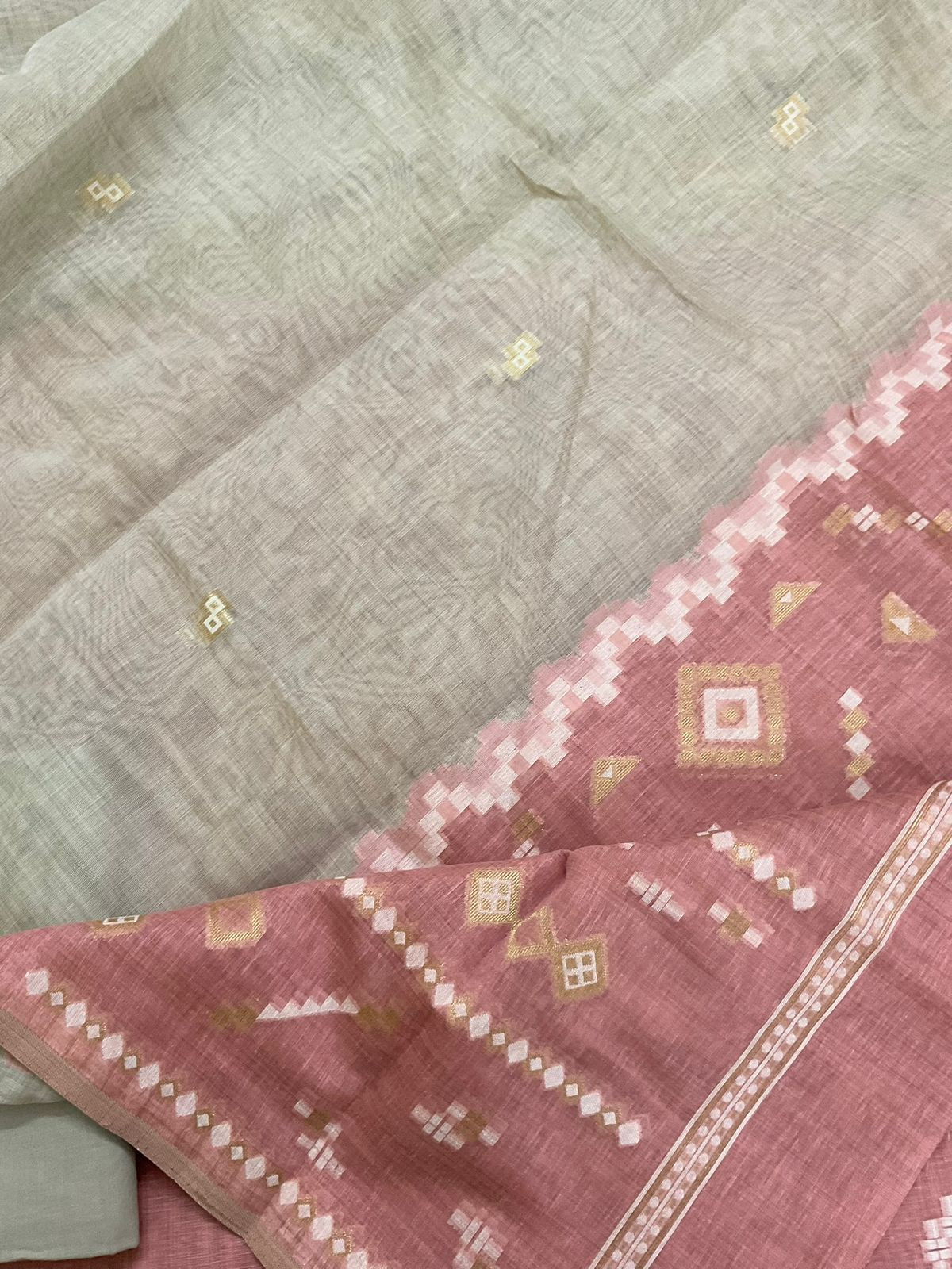 Soft Fine Slub Chanderi Jamdani Weaved Suit - Peach