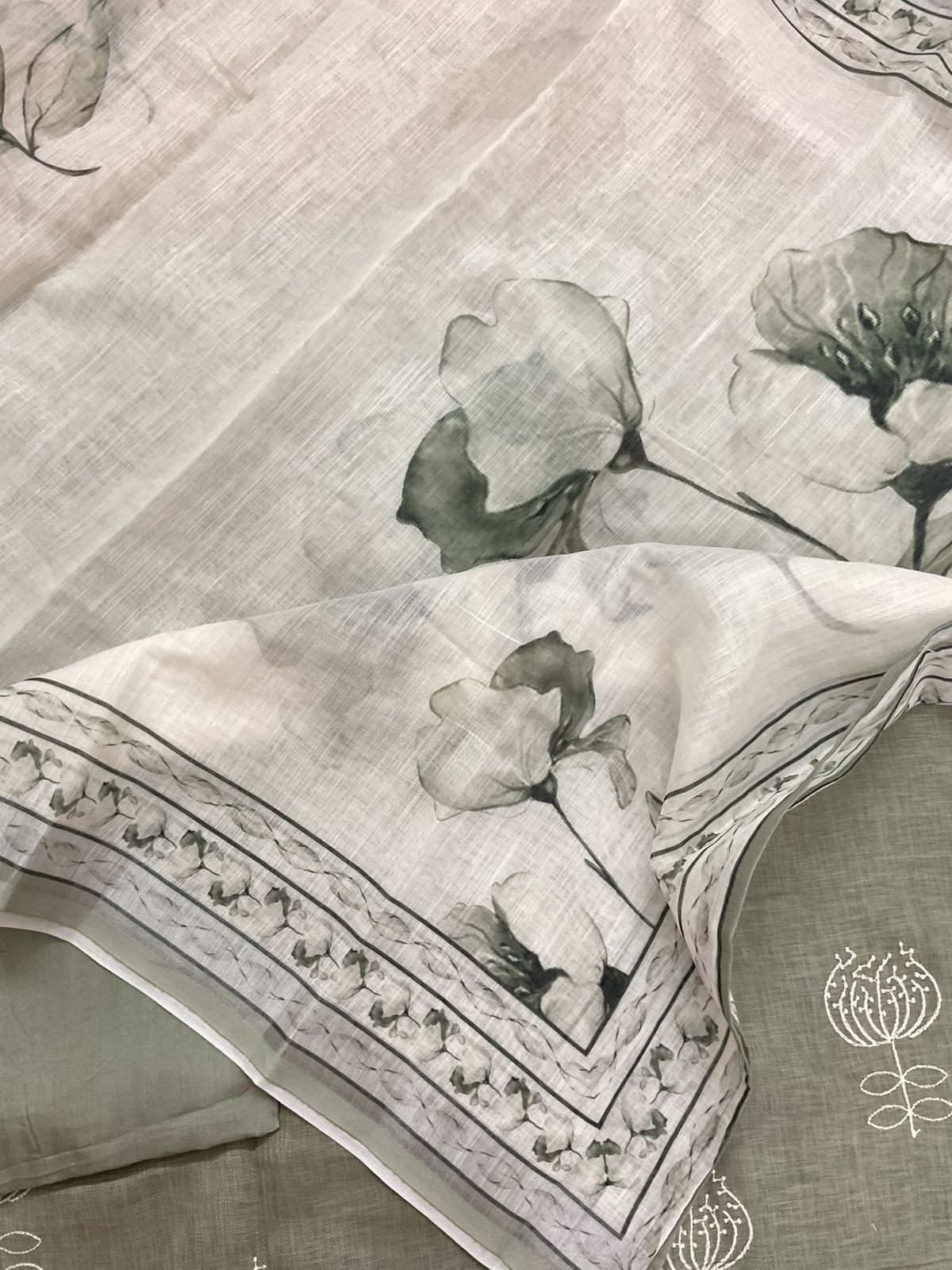 Soft Linen Jute Cotton Printed Embroidered Suit - Green