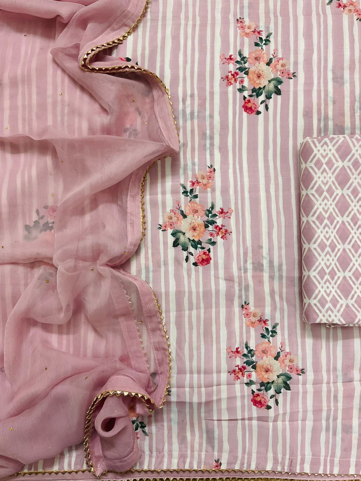 Pure Muslin Printed Suit - Pink