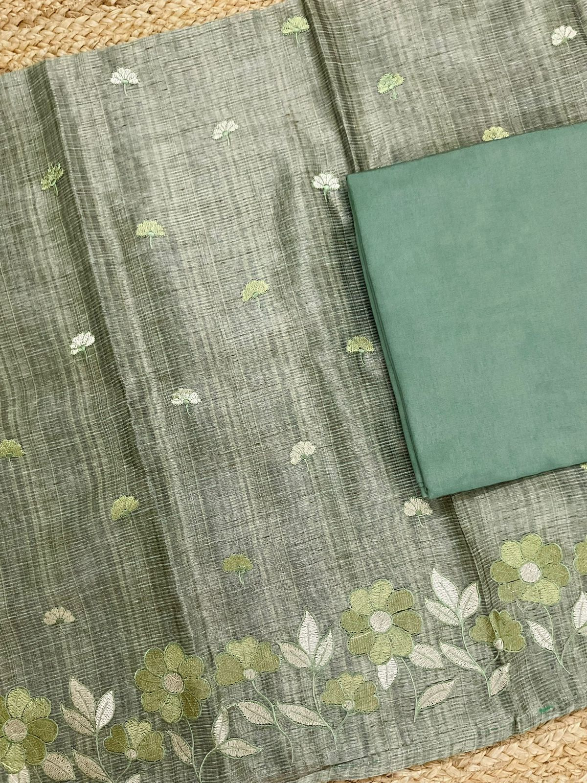 Soft Tissue Raw Silk Embroidered Suit - Green