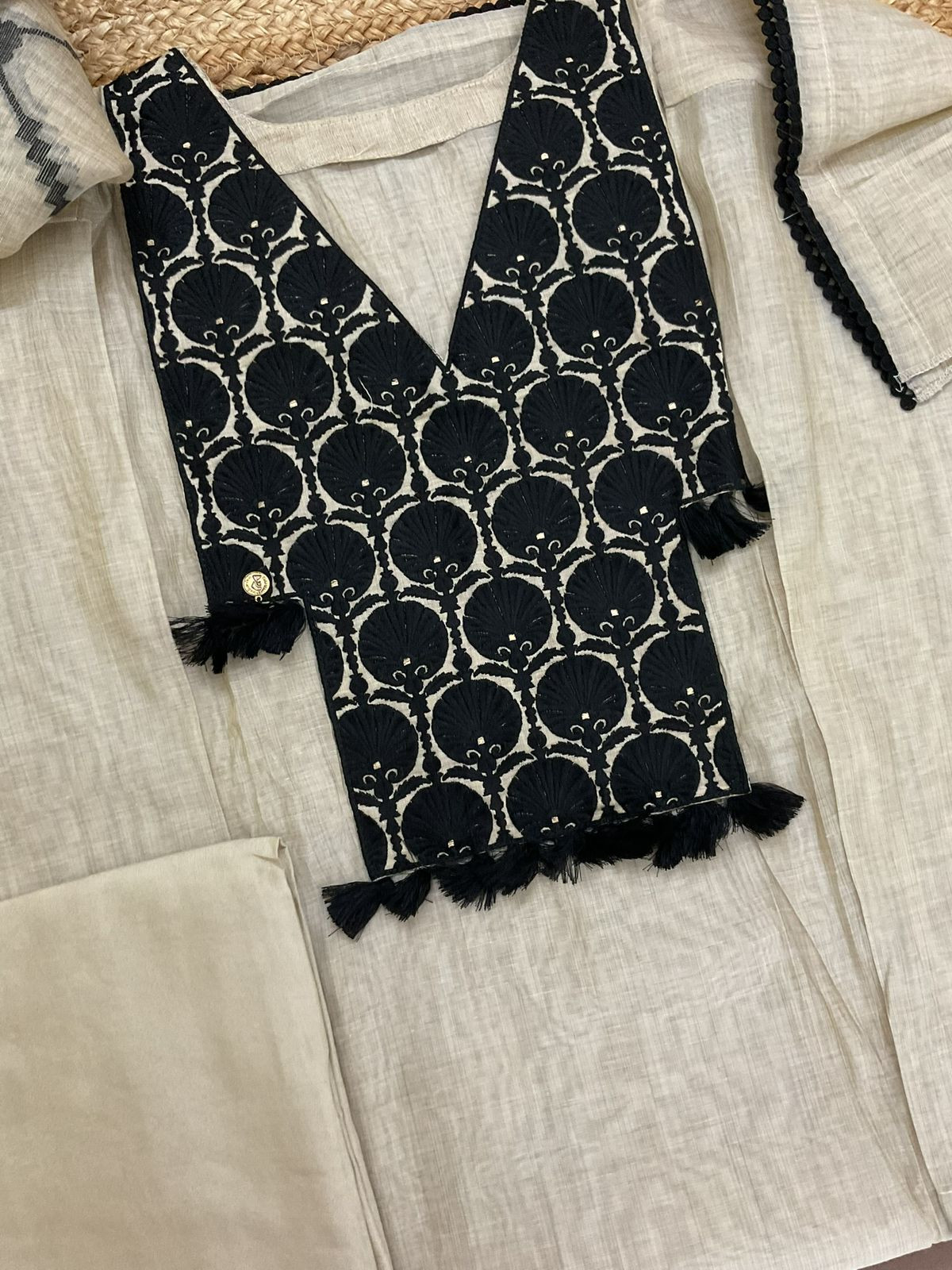 Pure Slub Chanderi Jamdani Weaved Embroidered Suit - Beige