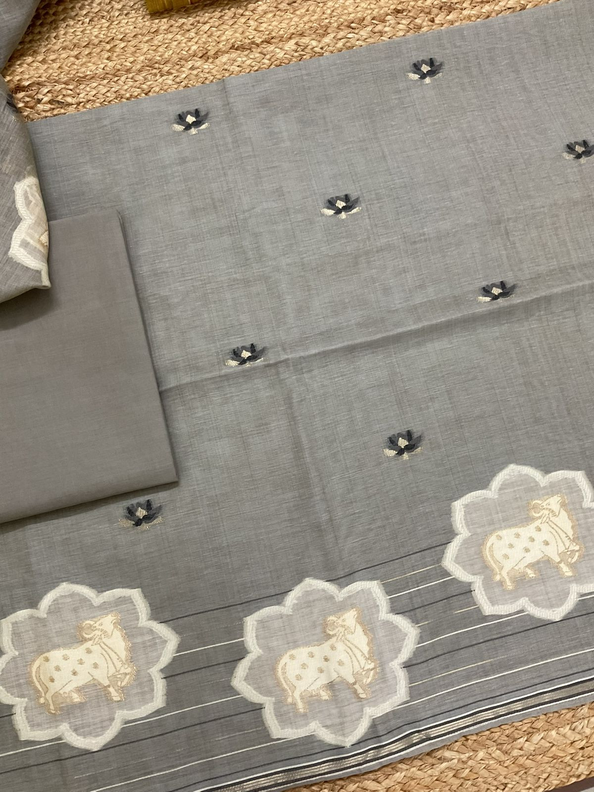 Pure Slub Chanderi Jamdani Weaved Suit - Grey
