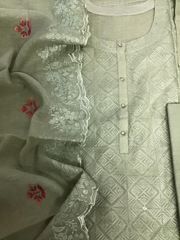 Image of Pure Mul Chanderi Embroidered Suit - Green