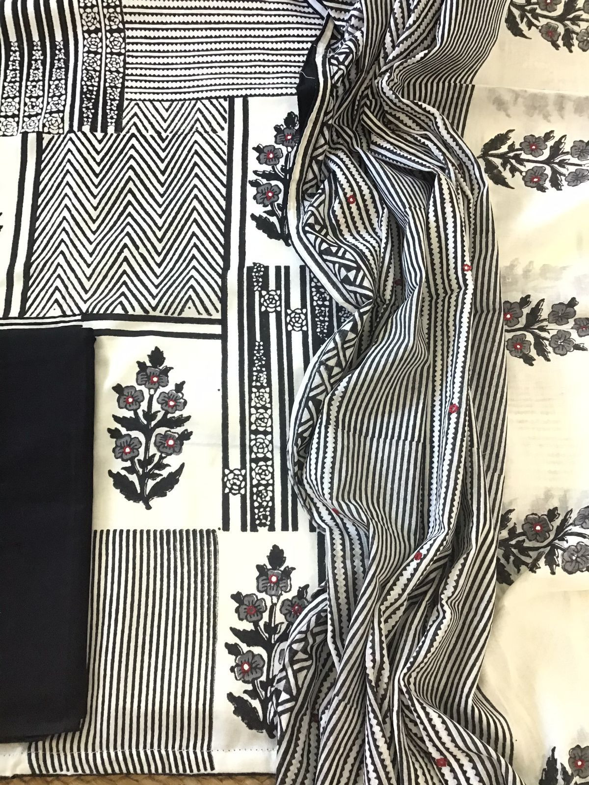 Pure Cotton Printed Embroidered Suit - Offwhite