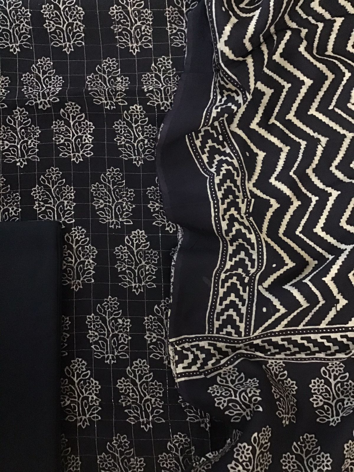 Pure Maheshwari Silk Printed Banarasi Weaved Suit - Black