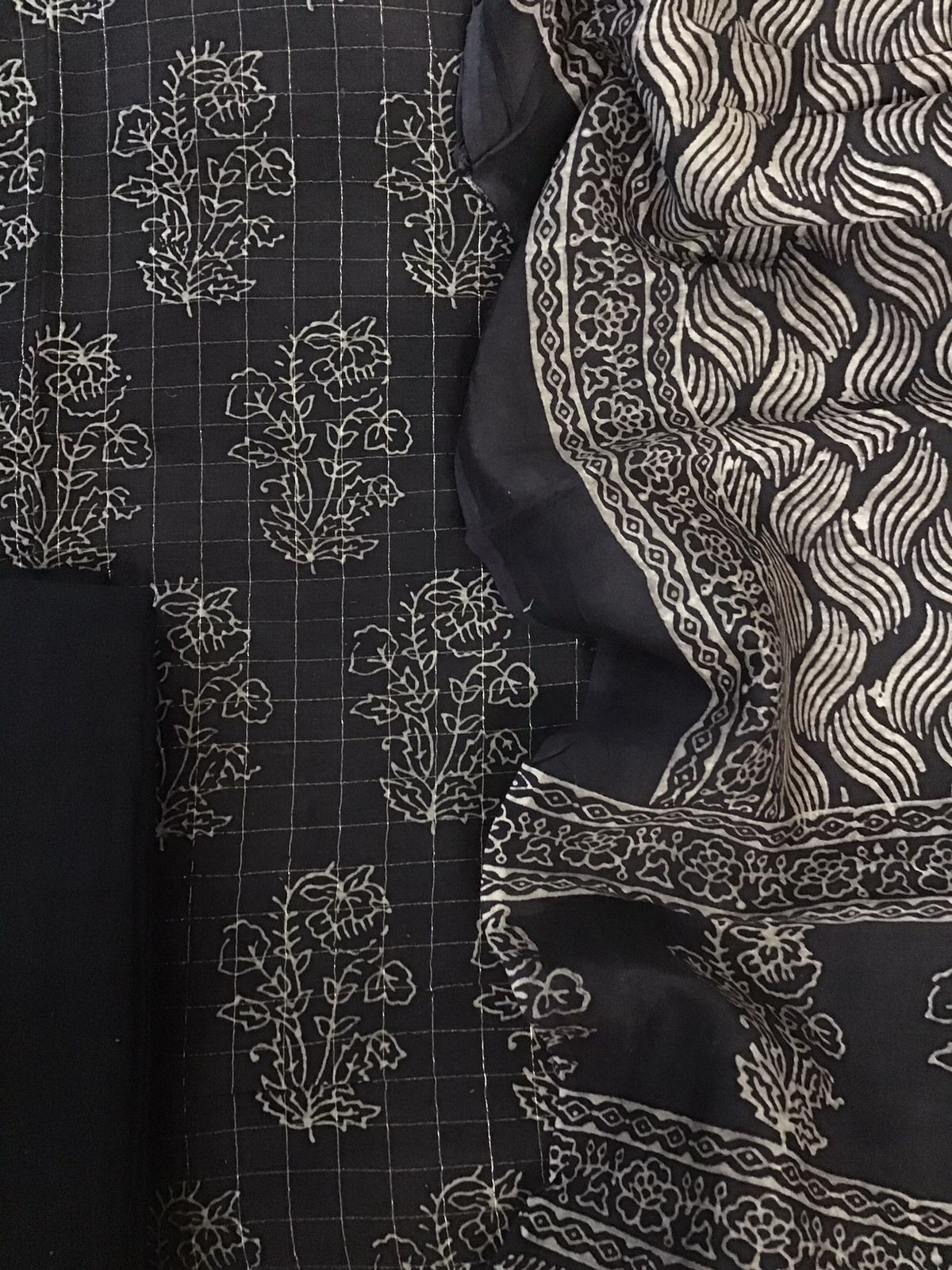 Pure Maheshwari Silk Printed Banarasi Weaved Suit - Black