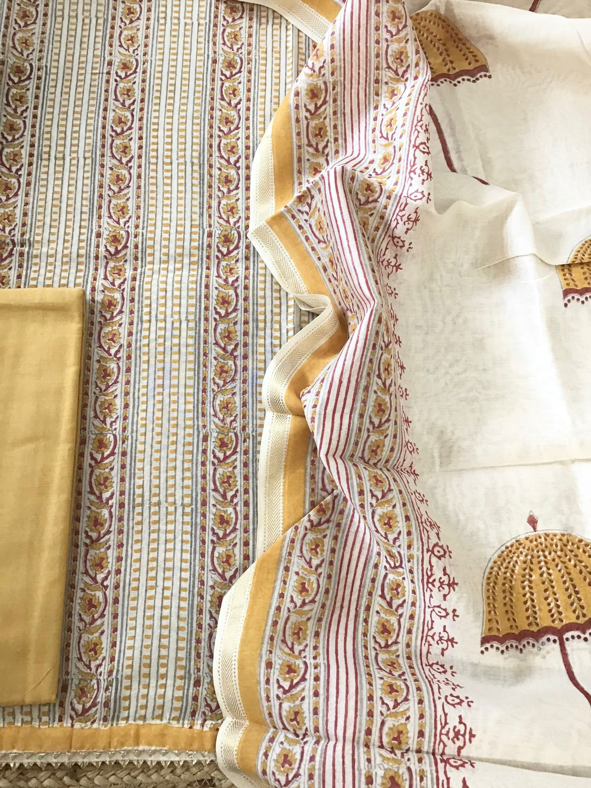 Pure Maheshwari Silk Printed Suit - Cream