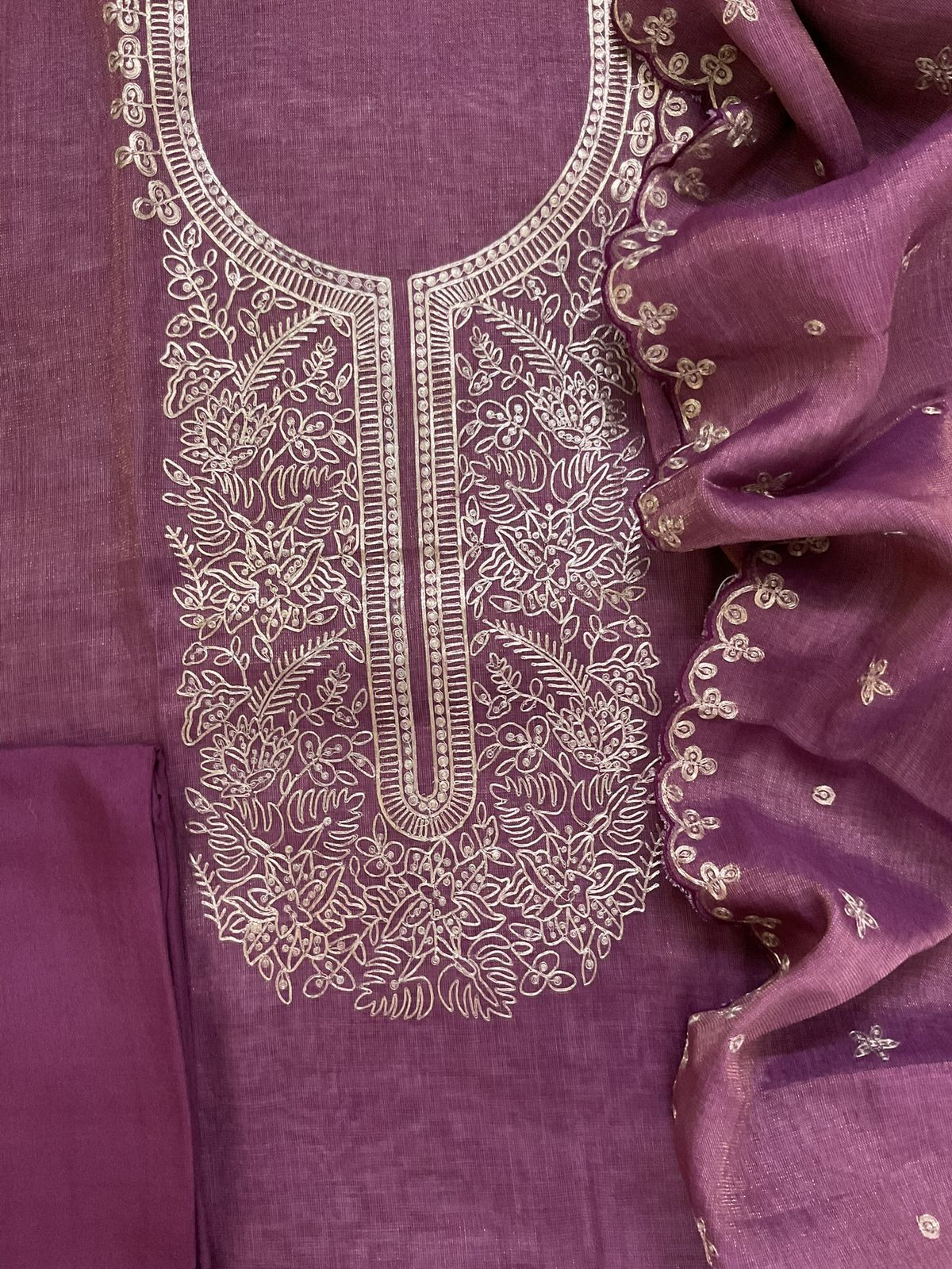 Soft Tissue Slub Cotton Embroidered Suit - Wine