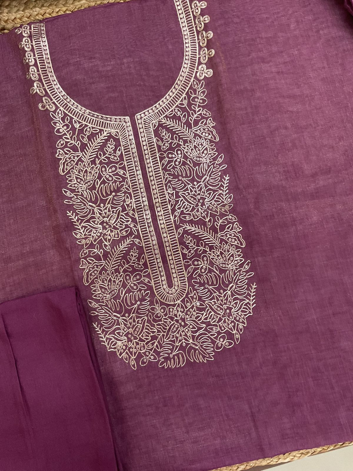 Soft Tissue Slub Cotton Embroidered Suit - Wine
