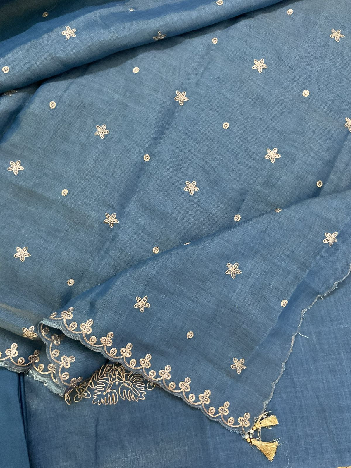 Soft Tissue Slub Cotton Embroidered Suit - Blue