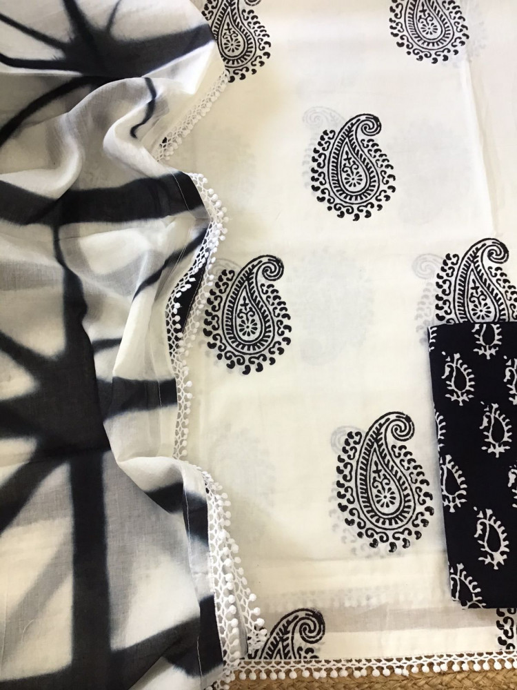 Image of Pure Cotton Printed Suit - Off White
