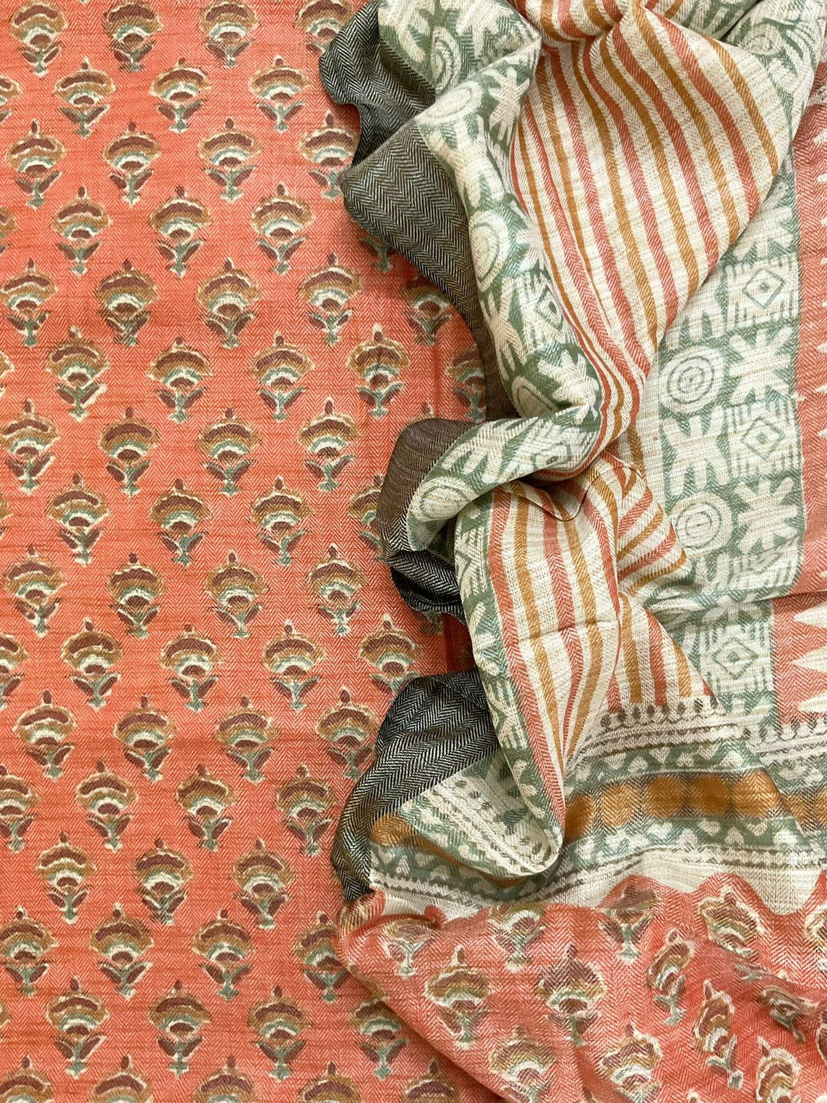 Soft Pashmina Khadi Silk Printed Suit - Peach