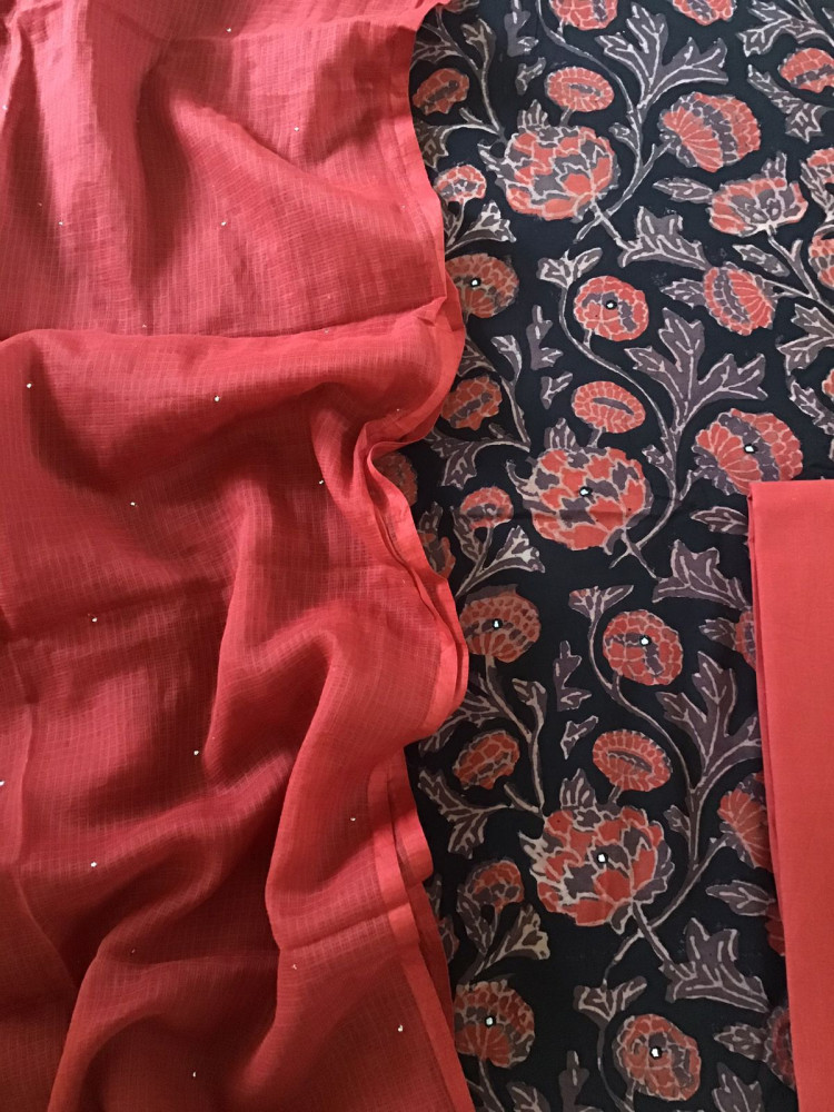 Image of Pure Fine Rayon Cotton Printed Embroidered Suit - Black