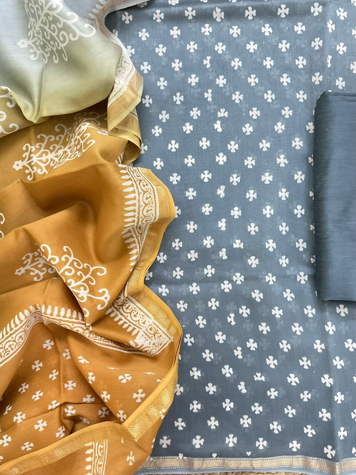 Pure Maheshwari Silk Printed Suit - Grey